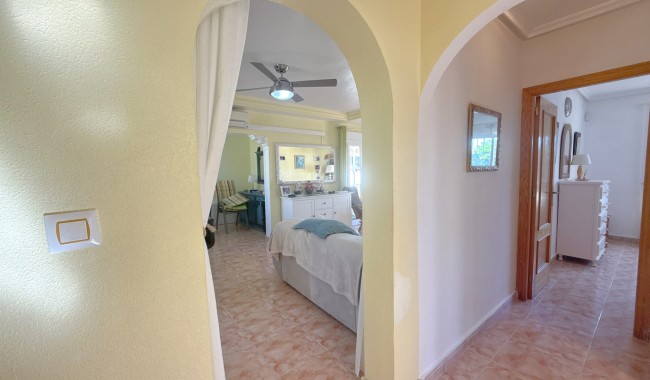 Begagnad - Villa - Cabo Roig