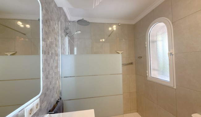 Begagnad - Villa - Cabo Roig