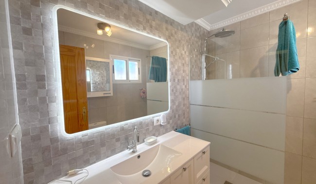 Begagnad - Villa - Cabo Roig