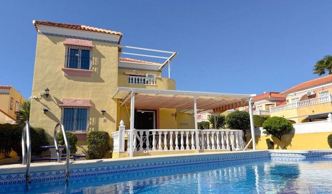 Begagnad - Villa - Cabo Roig