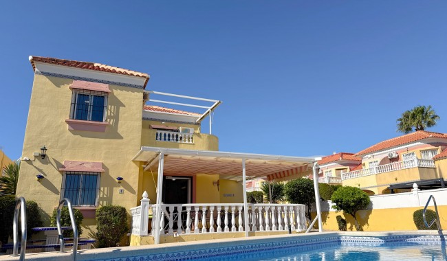 Begagnad - Villa - Cabo Roig