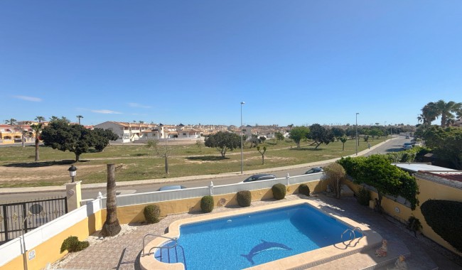 Begagnad - Villa - Cabo Roig