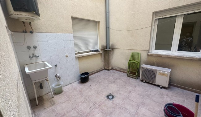 Resale - Apartment - Jacarilla