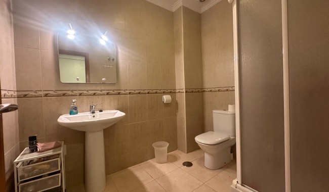 Resale - Apartment - Jacarilla