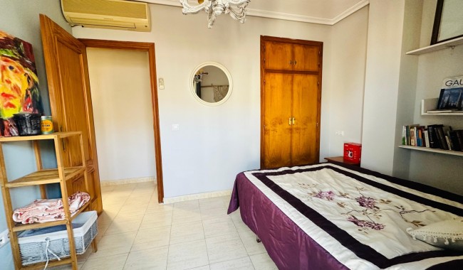 Sprzedaż - Apartament - Torrevieja