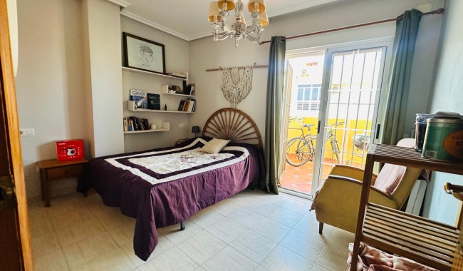 Sprzedaż - Apartament - Torrevieja