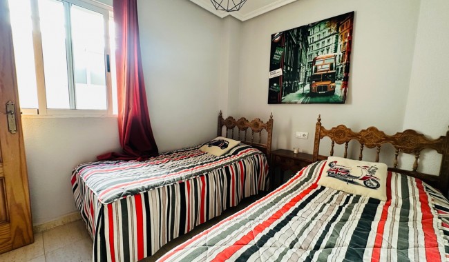 Sprzedaż - Apartament - Torrevieja