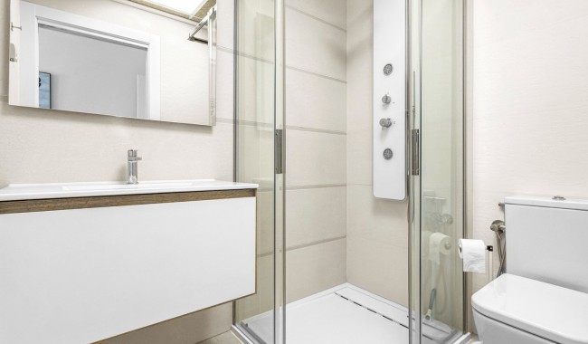 Sprzedaż - Apartament - Torrevieja - Los Balcones