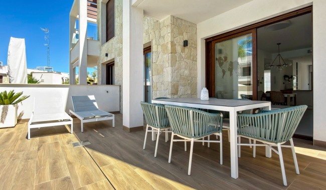 Sprzedaż - Apartament - Torrevieja - Los Balcones