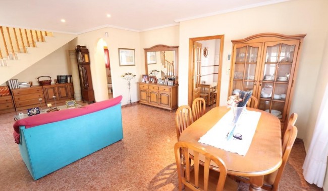Sprzedaż - Willa - Torrevieja - Los Balcones