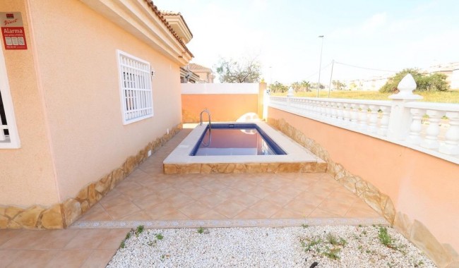 Sprzedaż - Willa - Torrevieja - Los Balcones