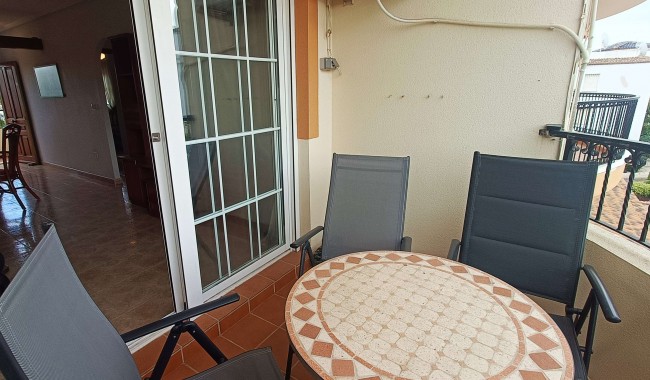 Resale - Apartment - Villamartín