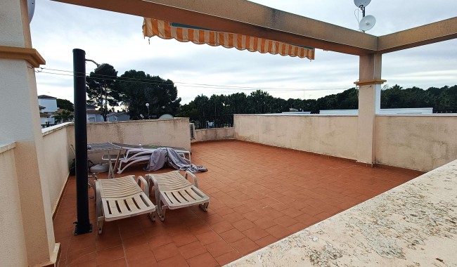 Resale - Apartment - Villamartín