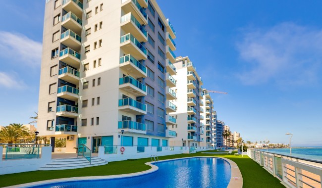 Apartamento - Segunda mano - La Manga del Mar Menor - La Manga
