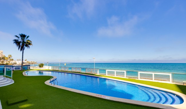 Sprzedaż - Apartament - La Manga del Mar Menor - La Manga