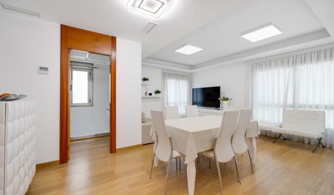 Sprzedaż - Apartament - La Manga del Mar Menor - La Manga