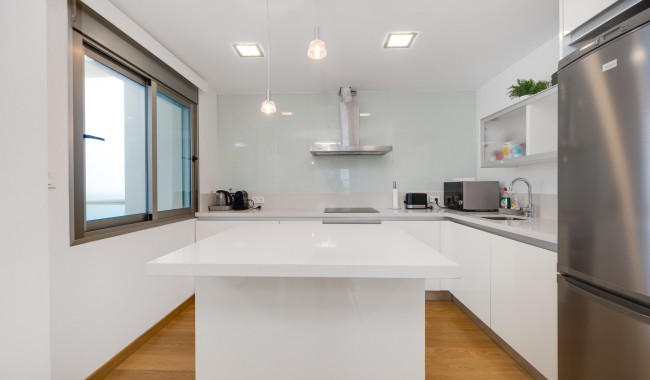 Sprzedaż - Apartament - La Manga del Mar Menor - La Manga
