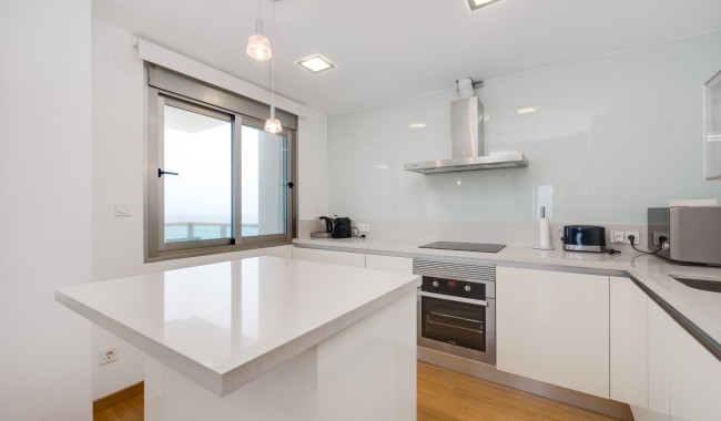 Sprzedaż - Apartament - La Manga del Mar Menor - La Manga