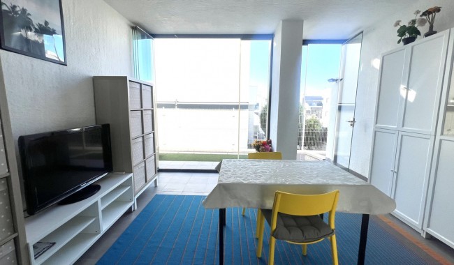 Resale - Apartment - Orihuela Costa - La Zenia