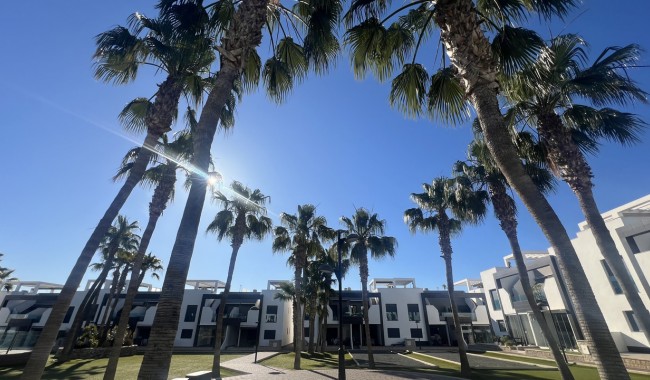 Resale - Apartment - Orihuela Costa - La Zenia