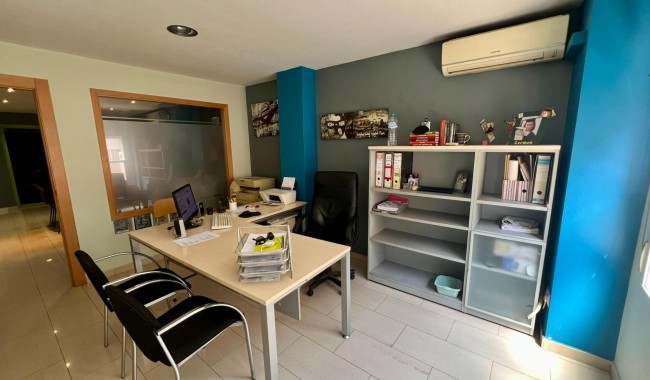 Resale - Business premises - Orihuela - Zona Centro
