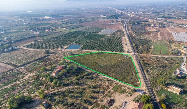 Brukt - Tomt - Crevillente - Comunidad valenciana