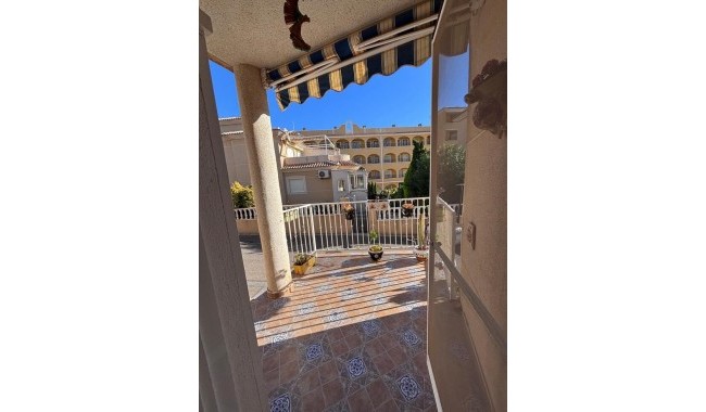 Sprzedaż - Kamienica - Villamartín - Orihuela Costa