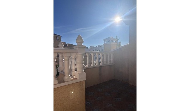 Sprzedaż - Kamienica - Villamartín - Orihuela Costa