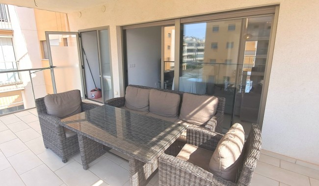 Resale - Apartment - Los Dolses - Villamartín