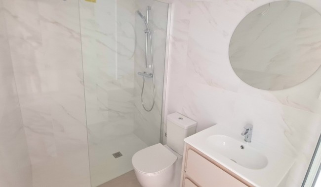 Resale - Apartment - Playa Flamenca - Costa Blanca