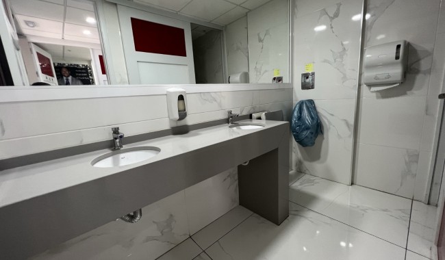 Sprzedaż - Lokal biznesowy - Torrevieja - Costa Blanca Sur