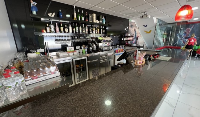 Sprzedaż - Lokal biznesowy - Torrevieja - Costa Blanca Sur
