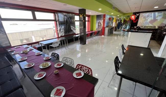 Sprzedaż - Lokal biznesowy - Torrevieja - Costa Blanca Sur