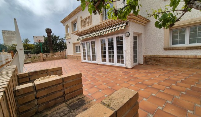 Resale - Villa - Orihuela - Costa Blanca Sur