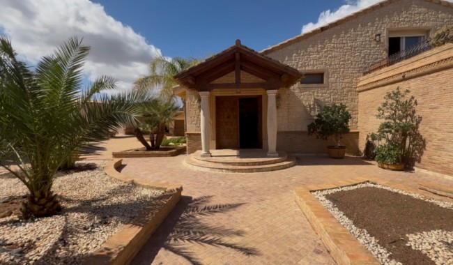Resale - Villa - Cartagena - Costa Blanca Sur
