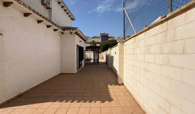 Resale - Villa - Orihuela - Costa Blanca Sur