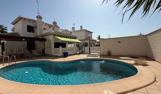 Resale - Villa - Orihuela - Costa Blanca Sur