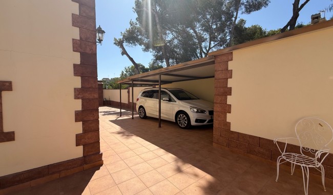 Resale - Villa - Torrevieja - Costa Blanca Sur