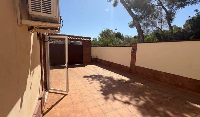 Resale - Villa - Torrevieja - Costa Blanca Sur