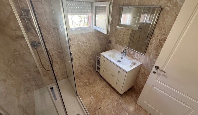 Resale - Villa - Torrevieja - Costa Blanca Sur