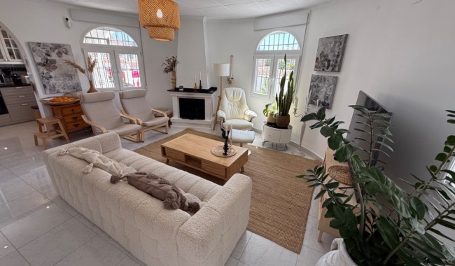 Begagnad - Villa - Torrevieja - Costa Blanca Sur