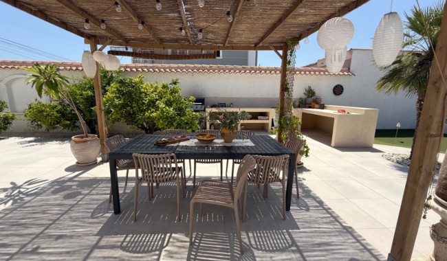 Begagnad - Villa - Torrevieja - Costa Blanca Sur