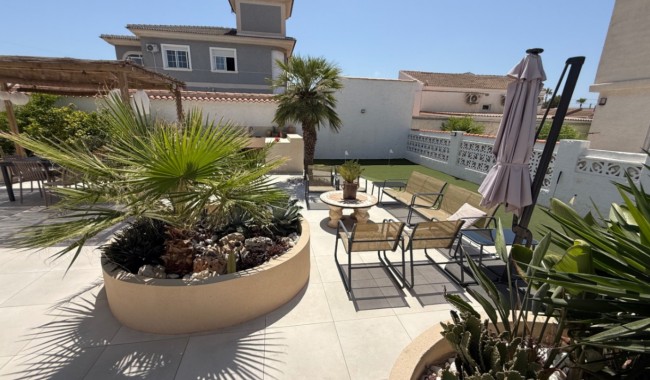 Begagnad - Villa - Torrevieja - Costa Blanca Sur
