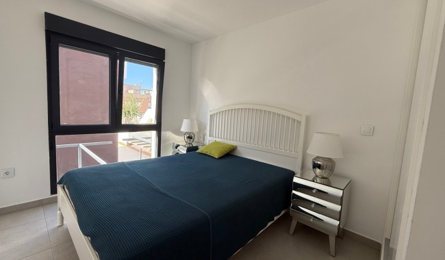 Sprzedaż - Apartament - Pilar de La Horadada