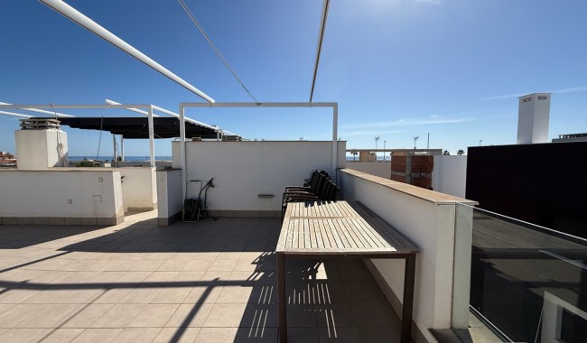 Sprzedaż - Apartament - Pilar de La Horadada