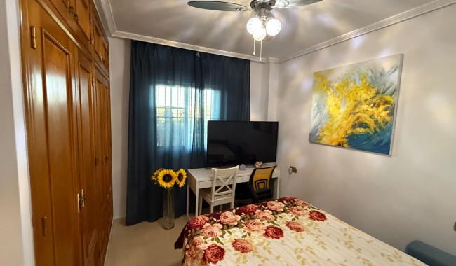 Resale - Apartment - Orihuela - Costa Blanca Sur