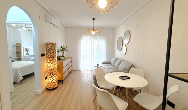 Begagnad - Lägenhet - Torrevieja - Costa Blanca Sur
