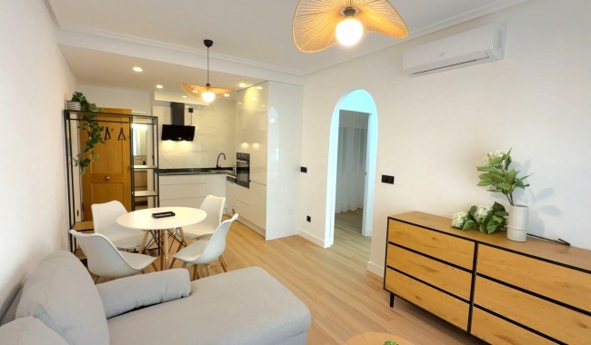Begagnad - Lägenhet - Torrevieja - Costa Blanca Sur