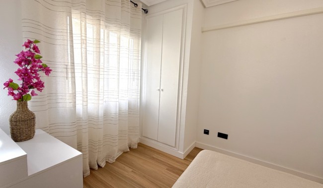 Begagnad - Lägenhet - Torrevieja - Costa Blanca Sur
