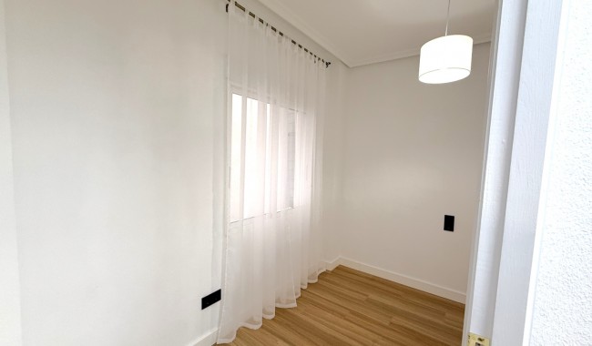 Begagnad - Lägenhet - Torrevieja - Costa Blanca Sur